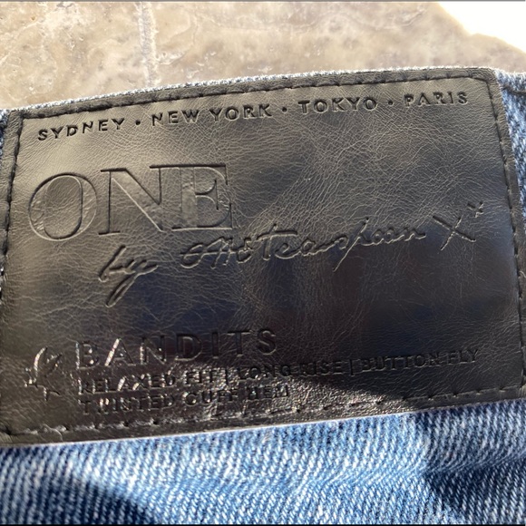 One Teaspoon Fox Black Bandits Denim Short - Picture 6 of 6